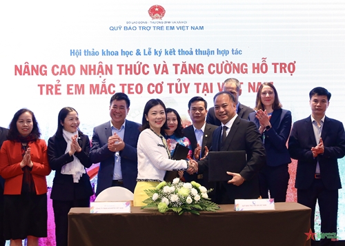 Ký kết thỏa thuận hợp tác nâng cao nhận thức và tăng cường hỗ trợ trẻ em mắc teo cơ tủy tại Việt Nam
